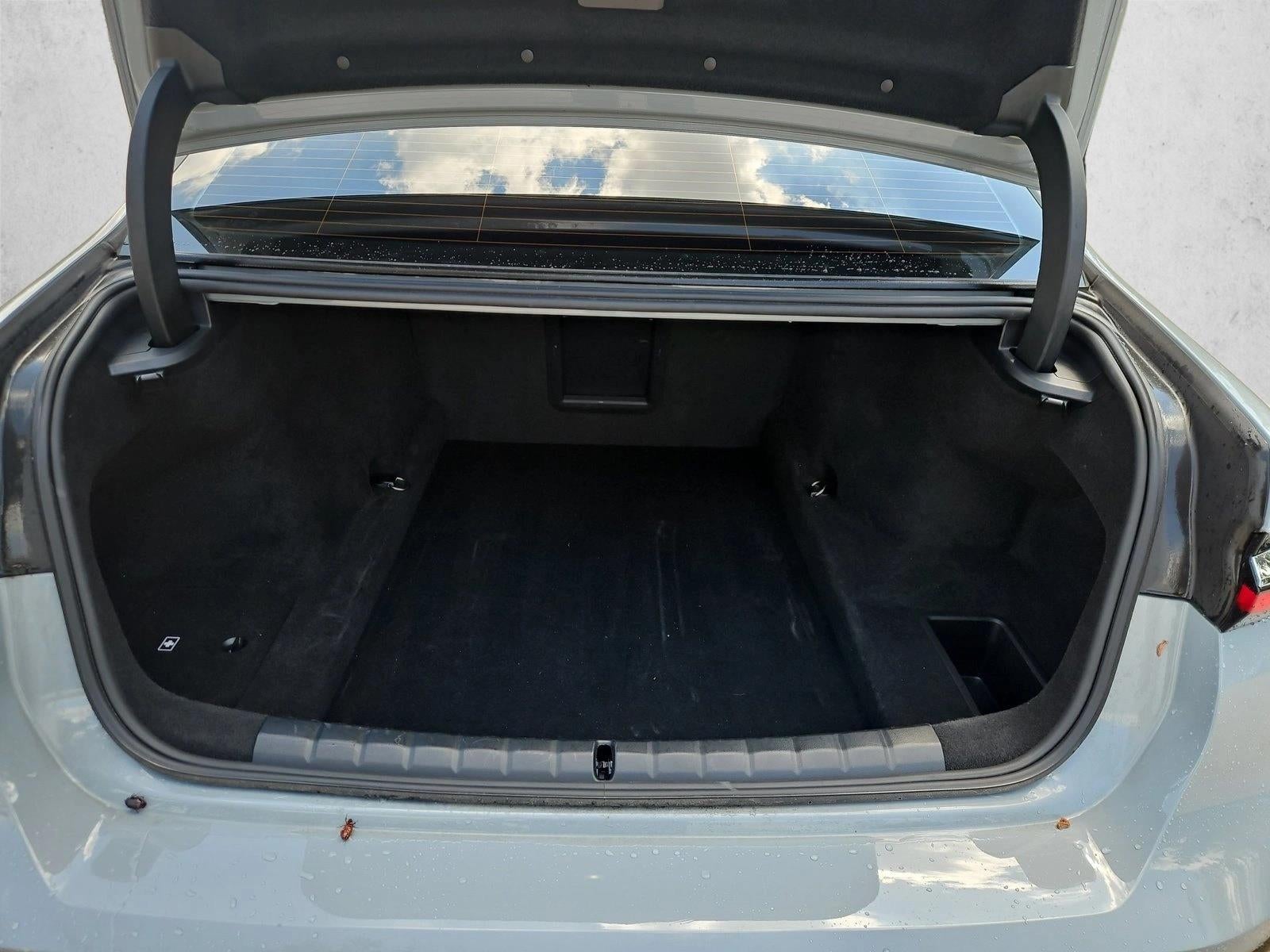 2024 BMW 740i xDrive Sedan