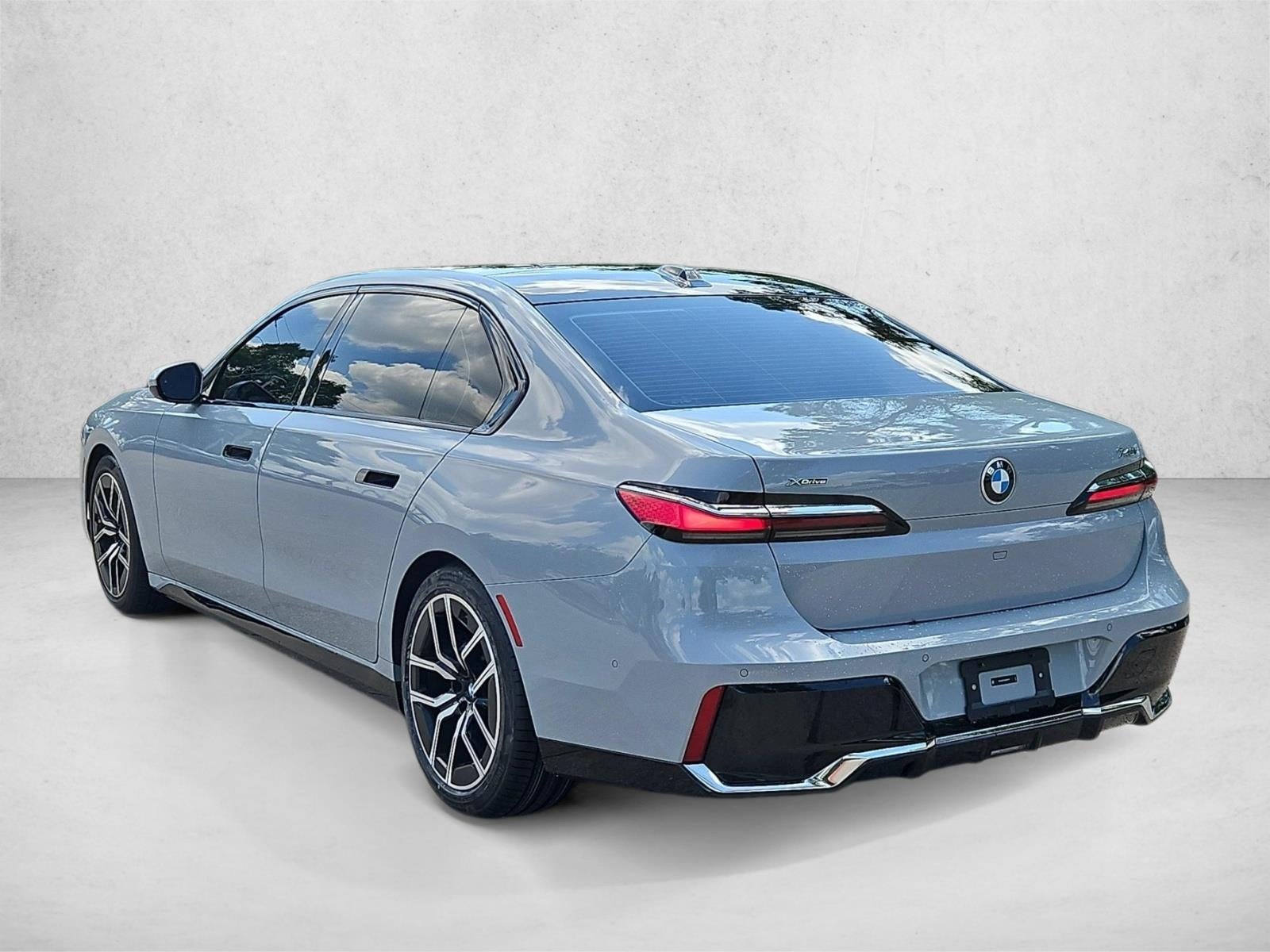 2024 BMW 740i xDrive Sedan