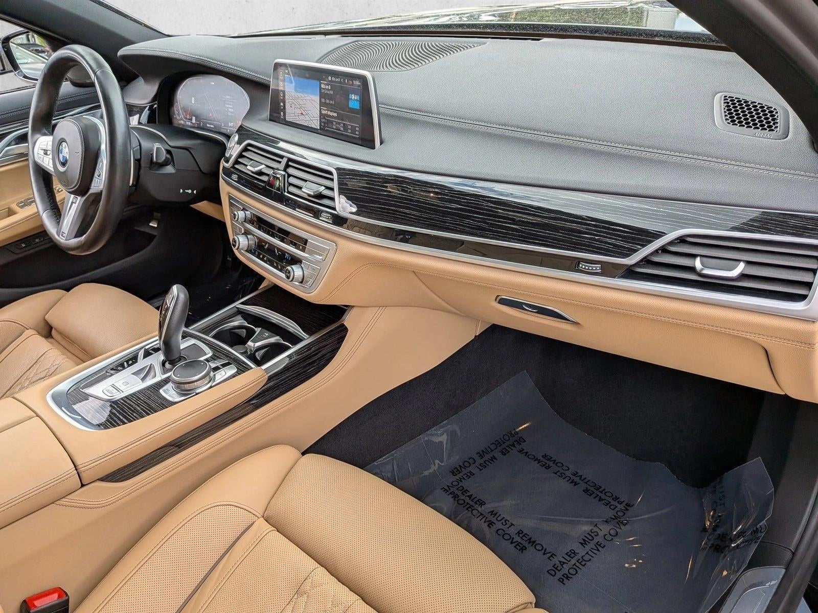 2022 BMW 740i xDrive Sedan