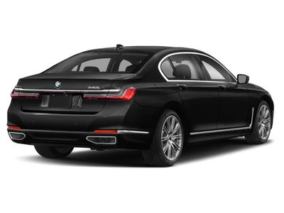 2022 BMW 740i xDrive Sedan