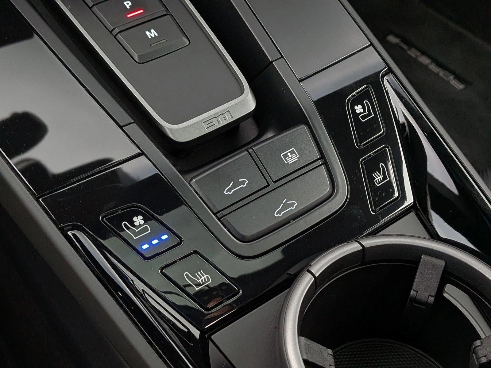 2023 Porsche 911 Carrera T Coupe