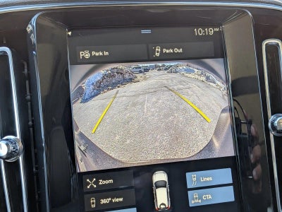 2019 Volvo XC40 T5 AWD Momentum