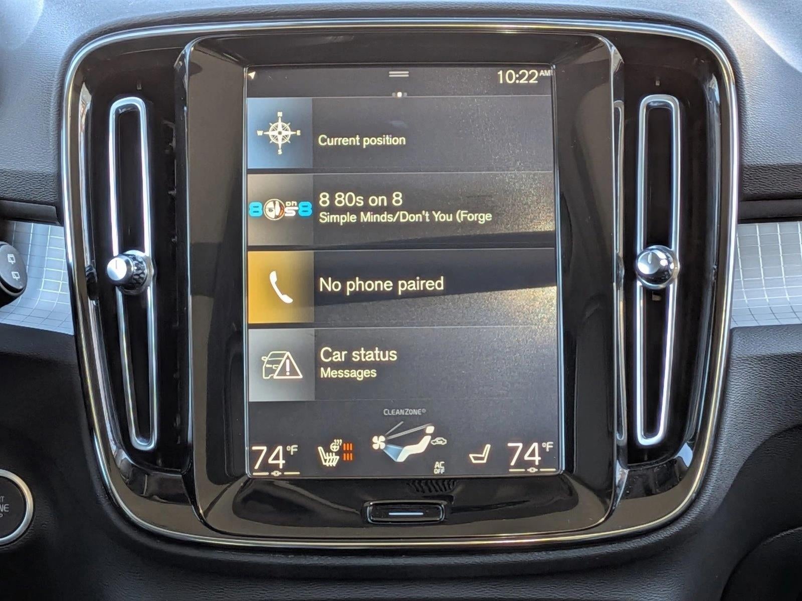 2019 Volvo XC40 T5 AWD Momentum