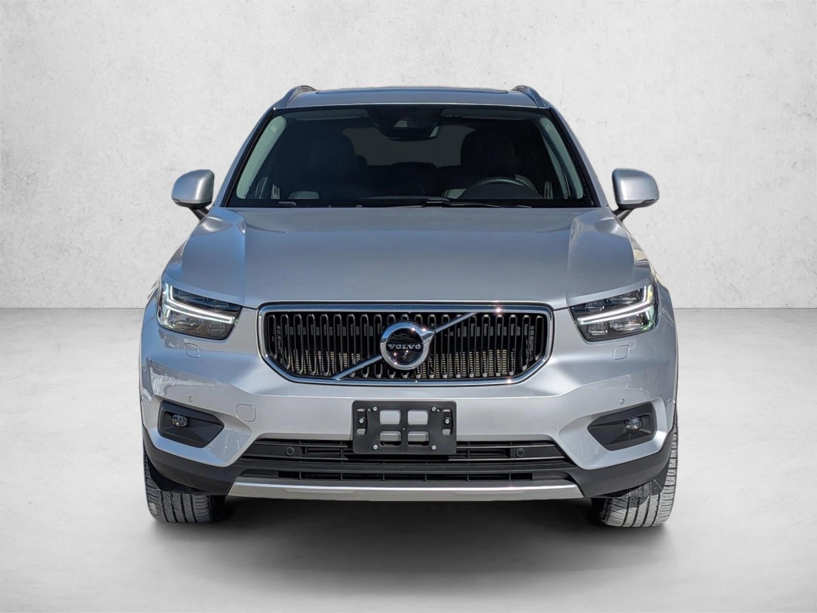 2019 Volvo XC40 T5 AWD Momentum