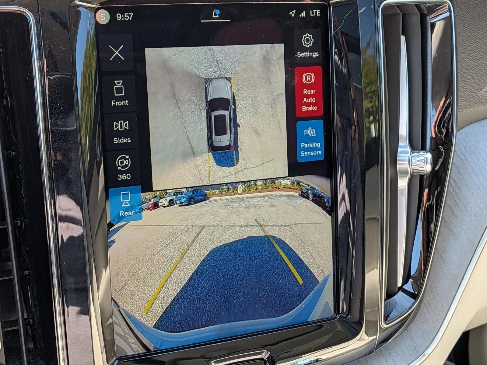 2024 Volvo XC60 Recharge Plug-In Hybrid T8 eAWD PHEV Plus Dark Theme