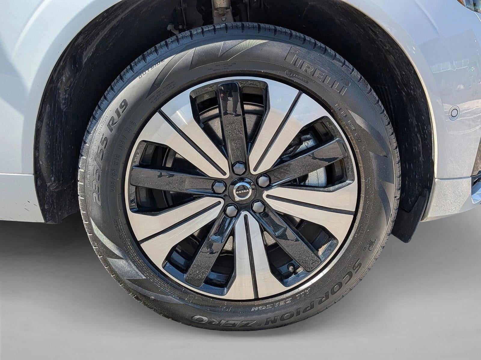 2024 Volvo XC60 Recharge Plug-In Hybrid T8 eAWD PHEV Plus Dark Theme