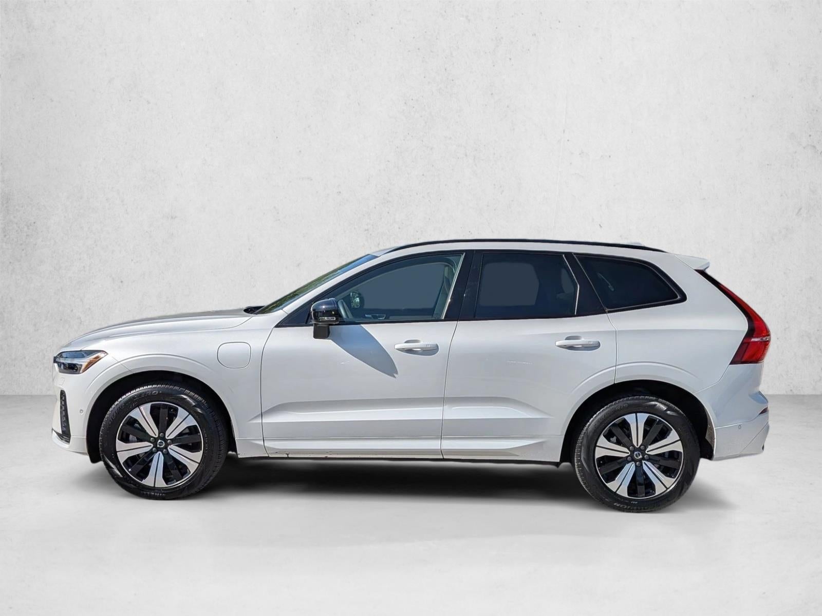 2024 Volvo XC60 Recharge Plug-In Hybrid T8 eAWD PHEV Plus Dark Theme