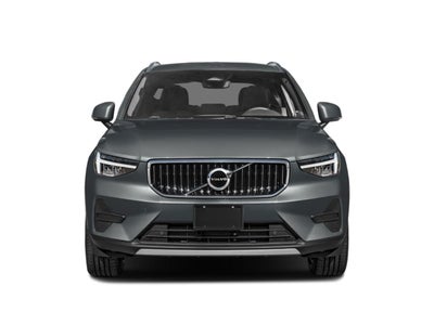 2025 Volvo XC40 B5 AWD Ultra Dark Theme