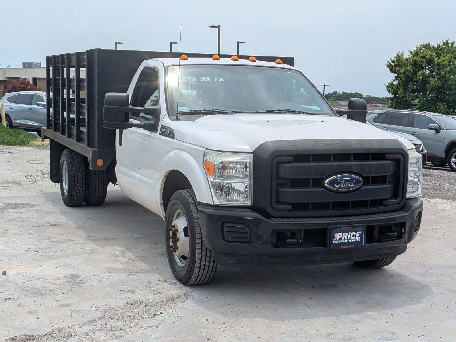 2014 Ford Super Duty F-350 DRW 2WD Reg Cab 141" WB 60" CA XL