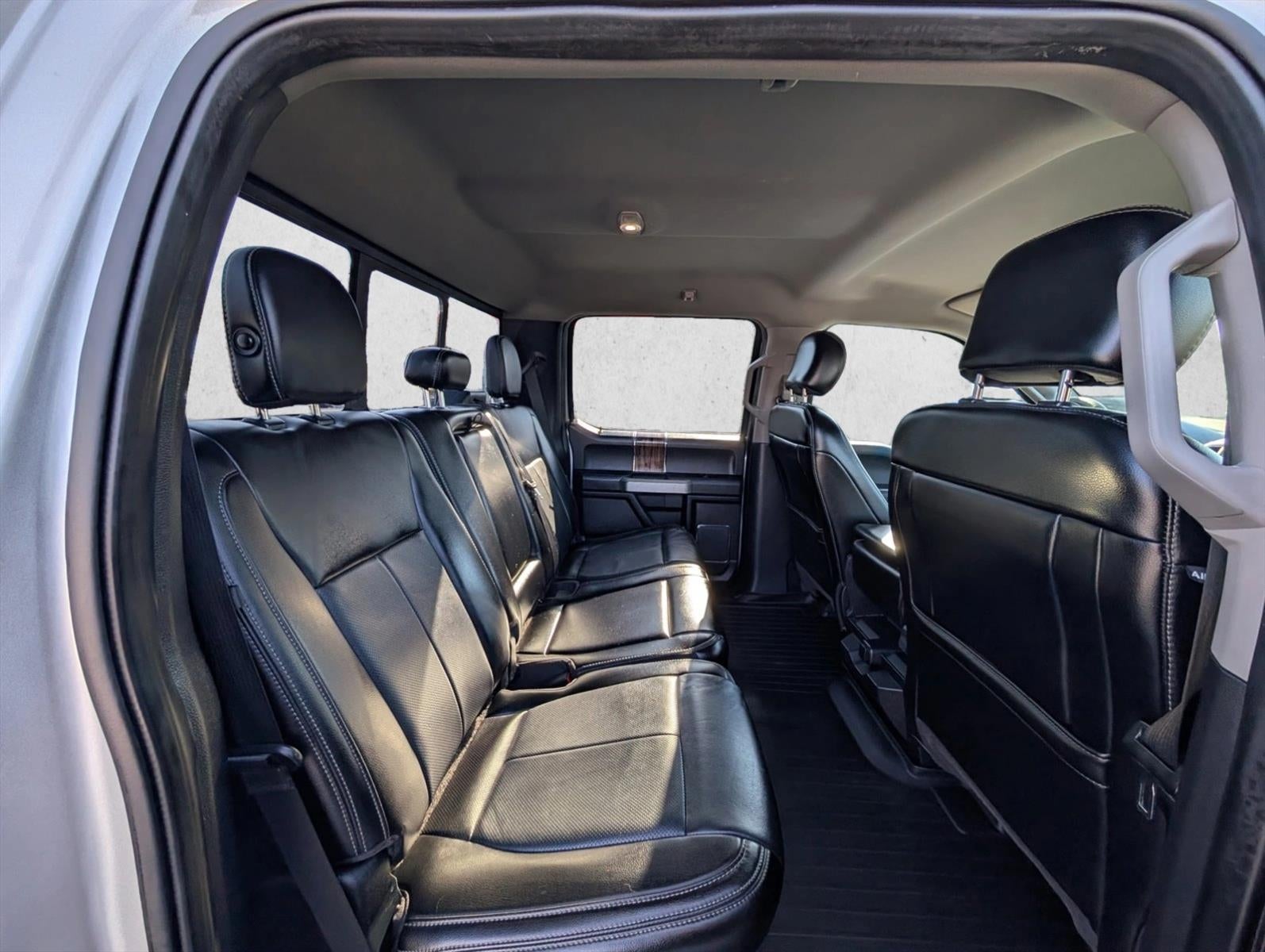 2019 Ford F-150 LARIAT 4WD SuperCrew 5.5' Box