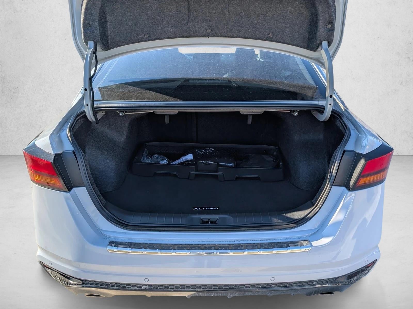 2023 Nissan Altima 2.5 SR Sedan