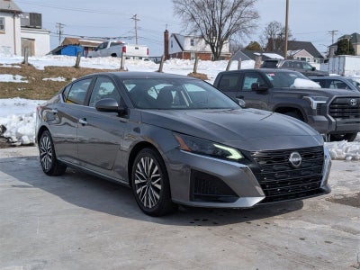 2023 Nissan Altima 2.5 SV Sedan