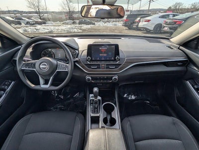 2023 Nissan Altima 2.5 SV Sedan