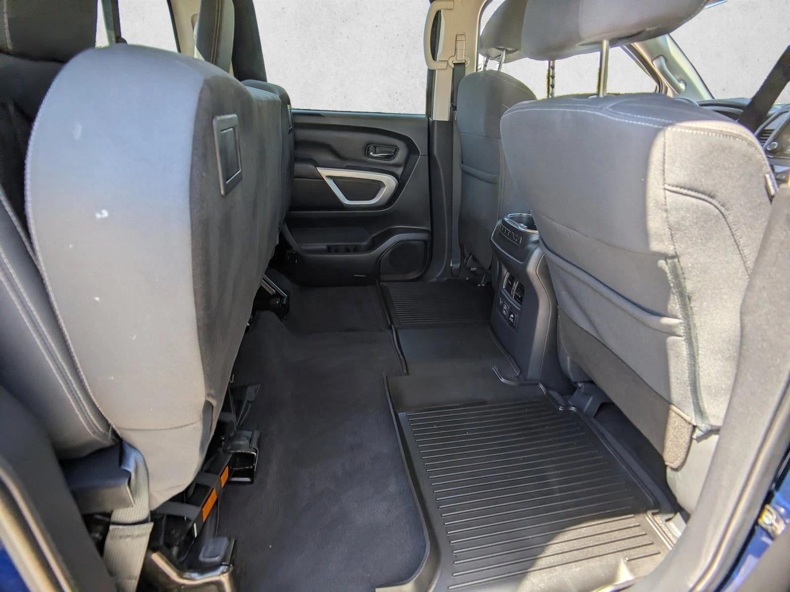 2024 Nissan Titan 4x4 Crew Cab SV