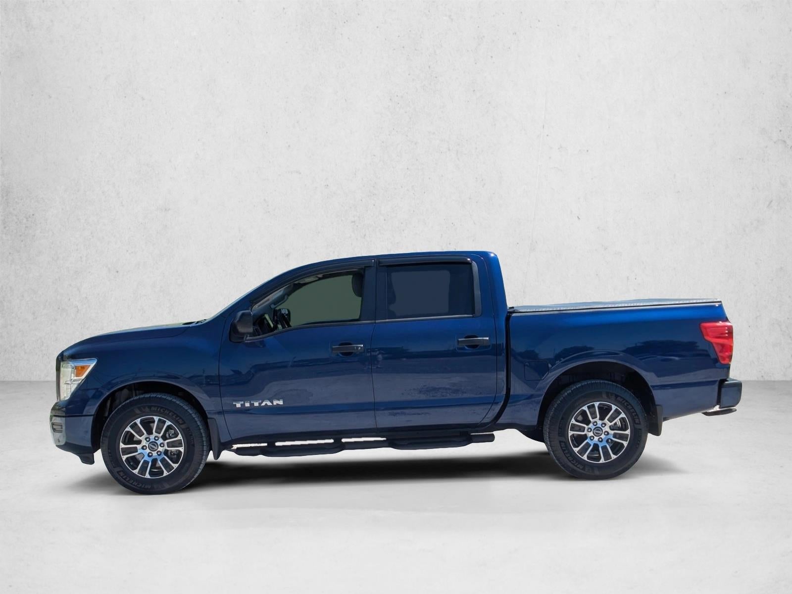2024 Nissan Titan 4x4 Crew Cab SV