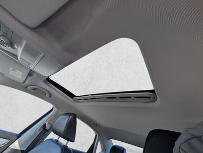 2012 Volkswagen Passat 4dr Sdn 2.5L Manual SE PZEV