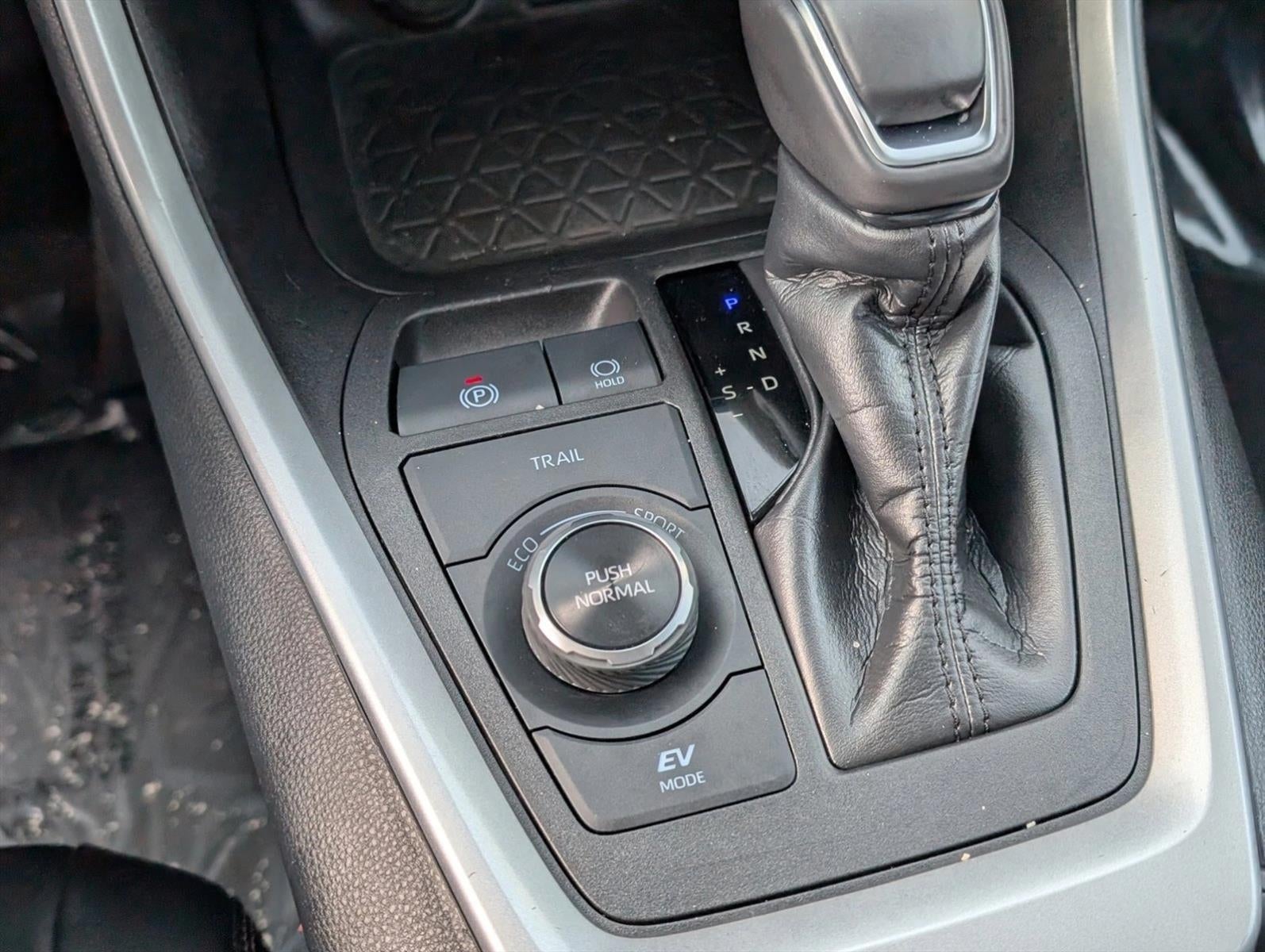 2024 Toyota RAV4 Hybrid XLE Premium AWD (Natl)