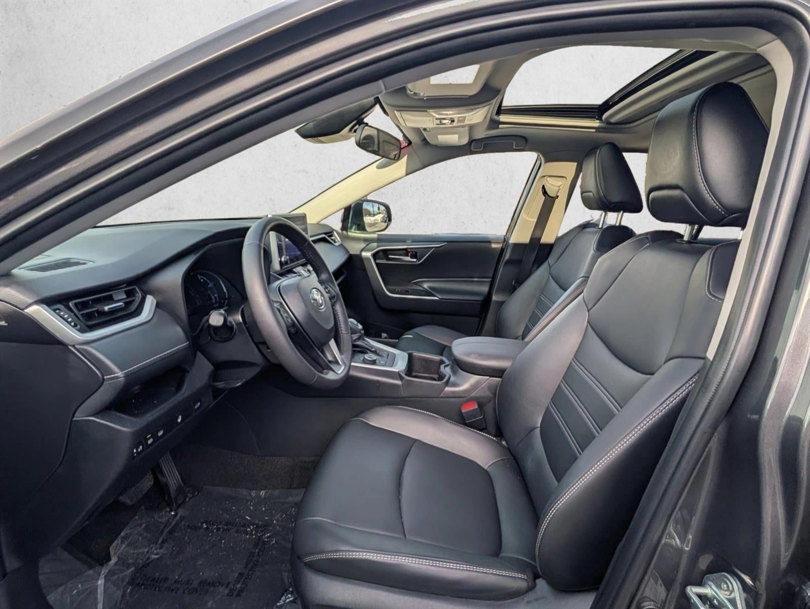 2024 Toyota RAV4 Hybrid XLE Premium AWD (Natl)