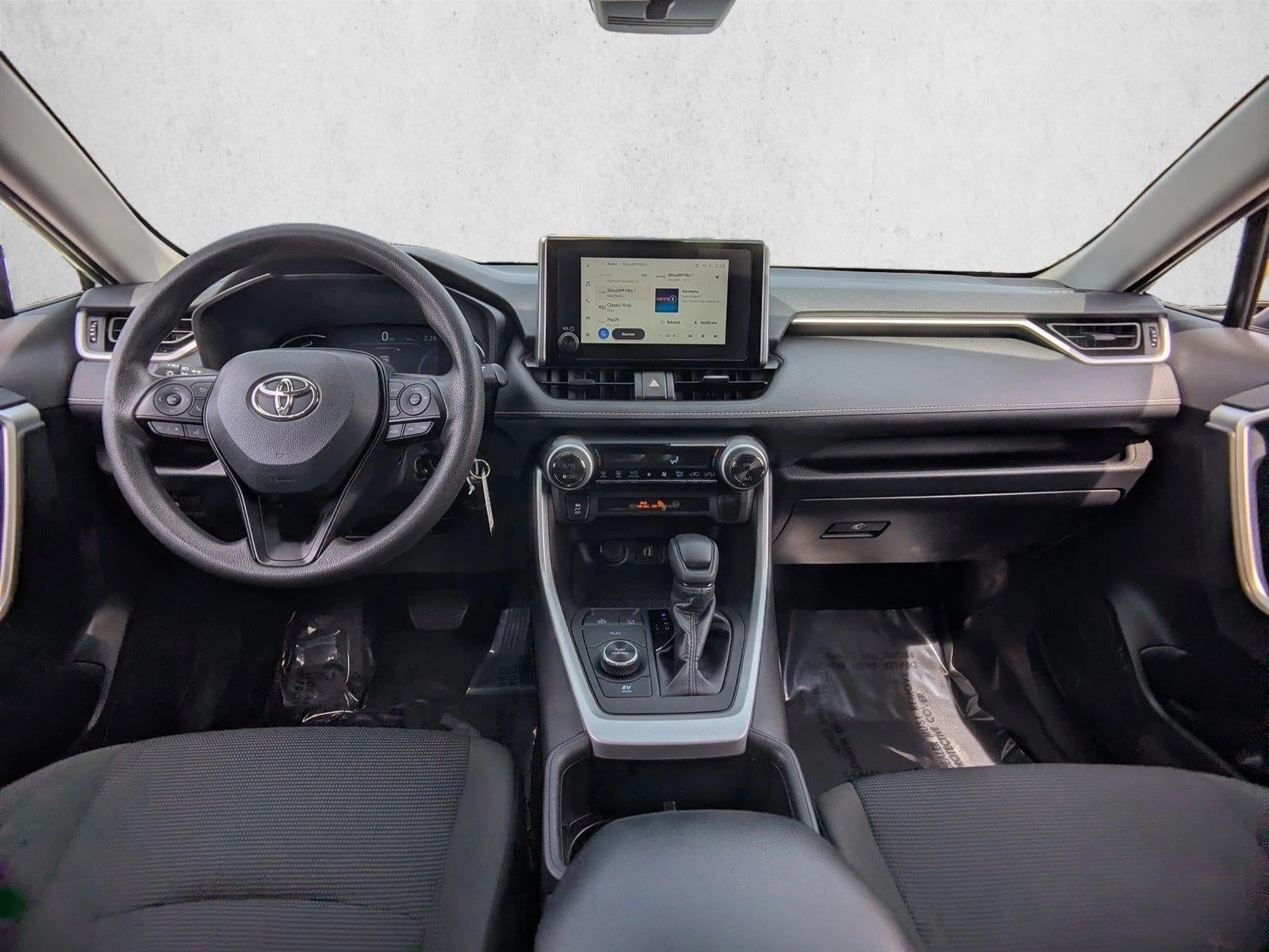 2025 Toyota RAV4 Hybrid LE AWD (Natl)