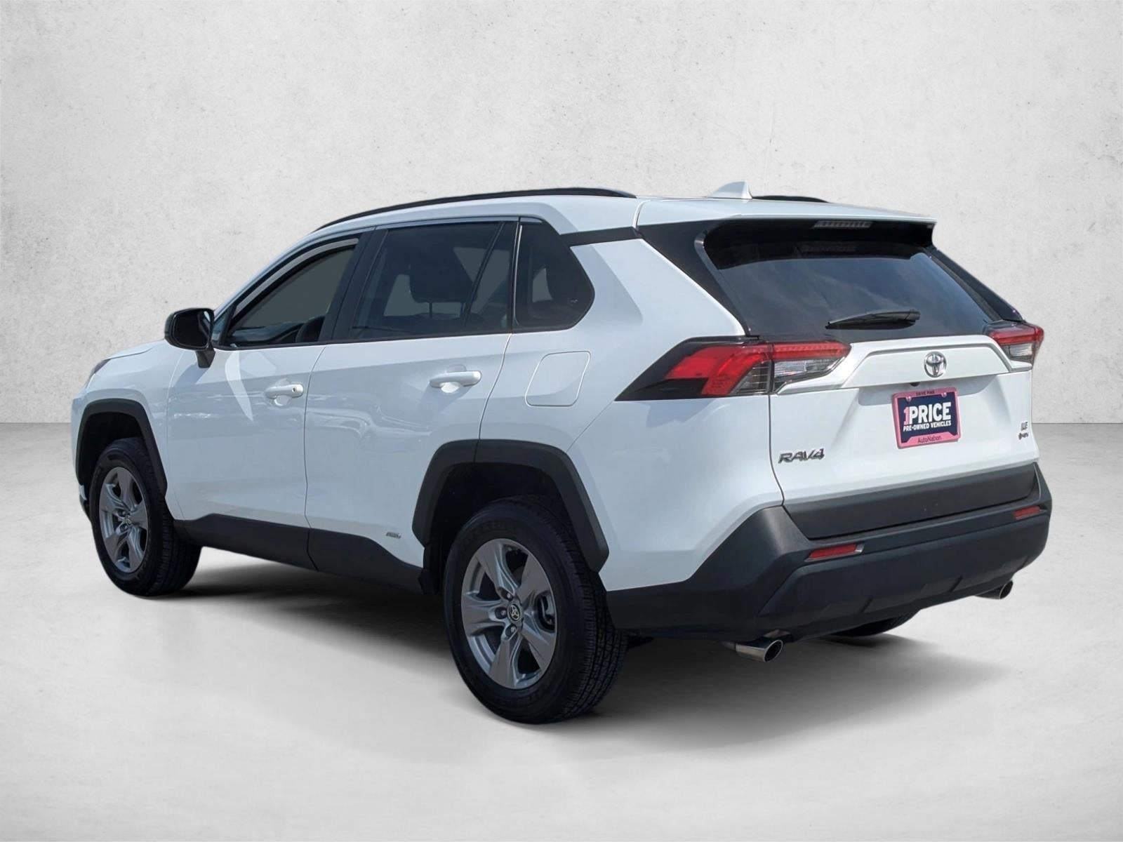 2025 Toyota RAV4 Hybrid LE AWD (Natl)