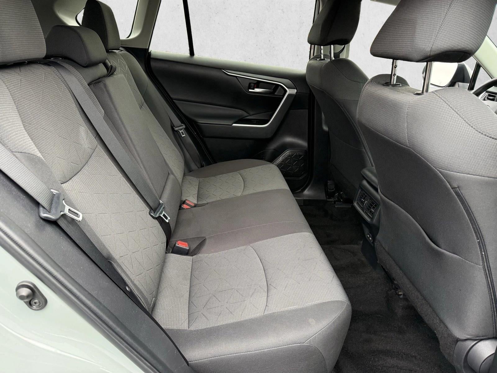 2022 Toyota RAV4 XLE AWD (Natl)