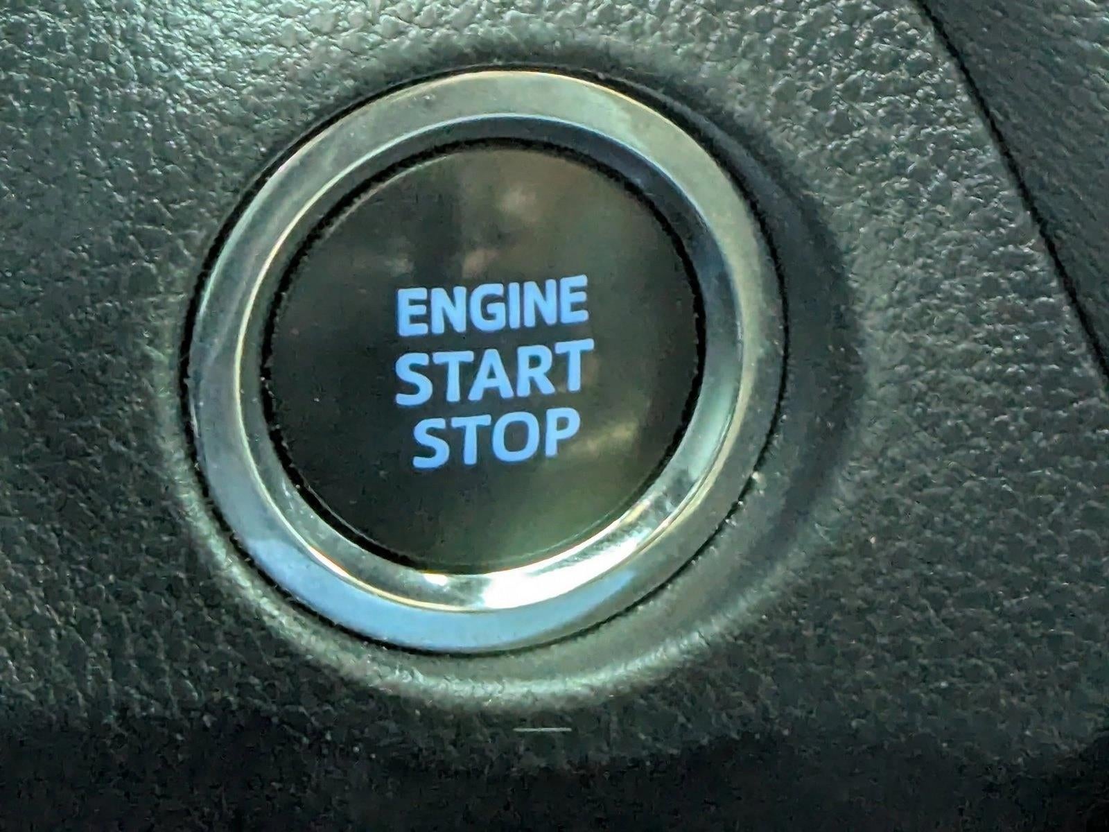 2022 Toyota RAV4 XLE AWD (Natl)