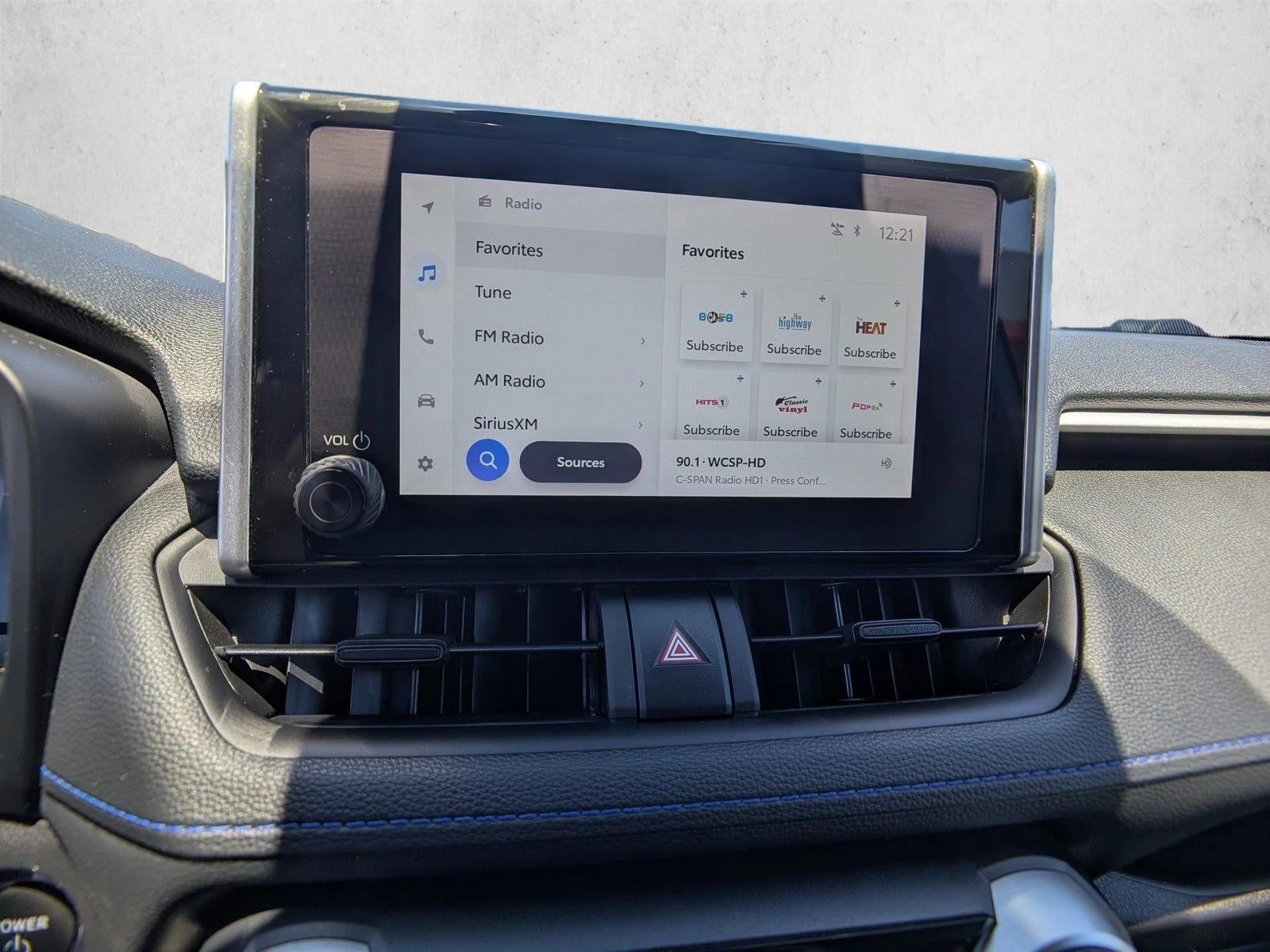 2024 Toyota RAV4 Hybrid SE AWD (Natl)