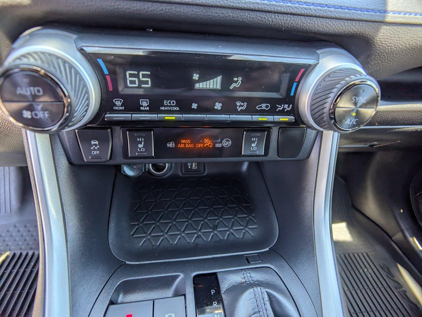 2024 Toyota RAV4 Hybrid SE AWD (Natl)