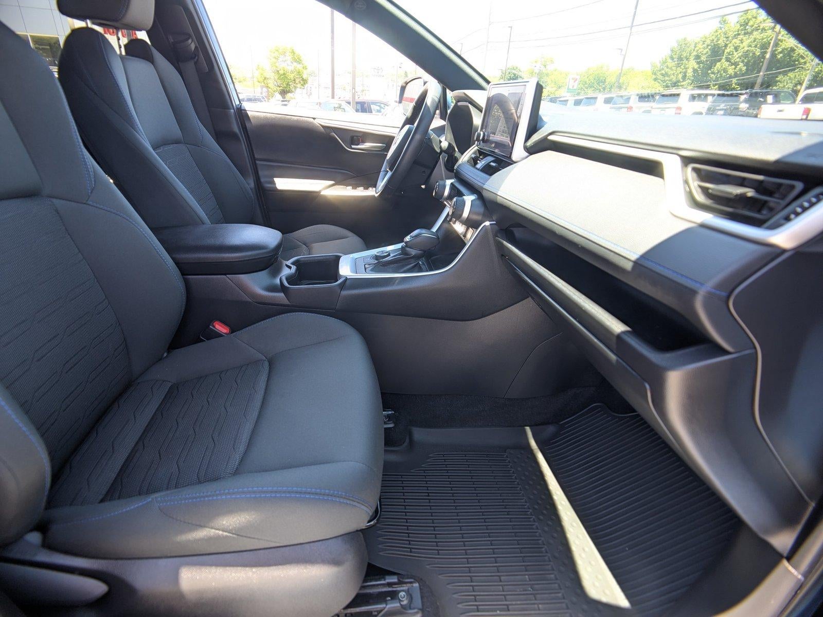 2024 Toyota RAV4 Hybrid SE AWD (Natl)