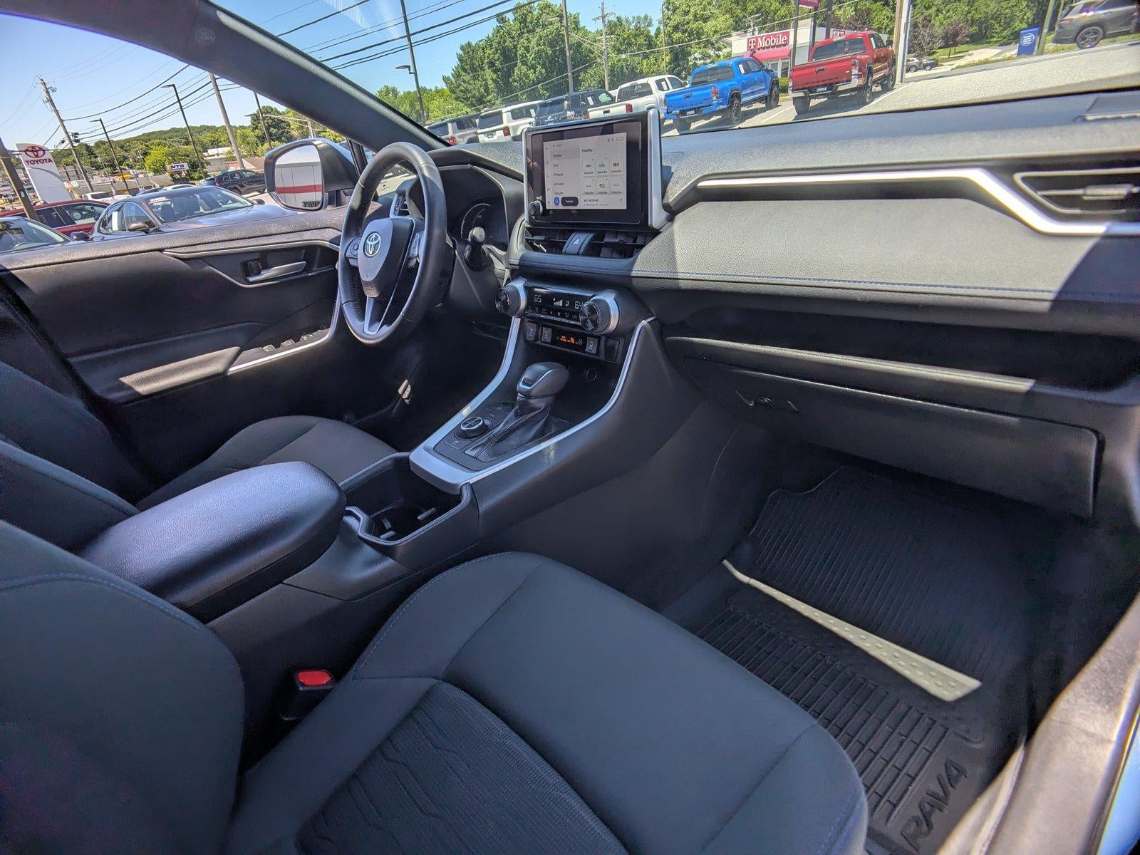 2024 Toyota RAV4 Hybrid SE AWD (Natl)