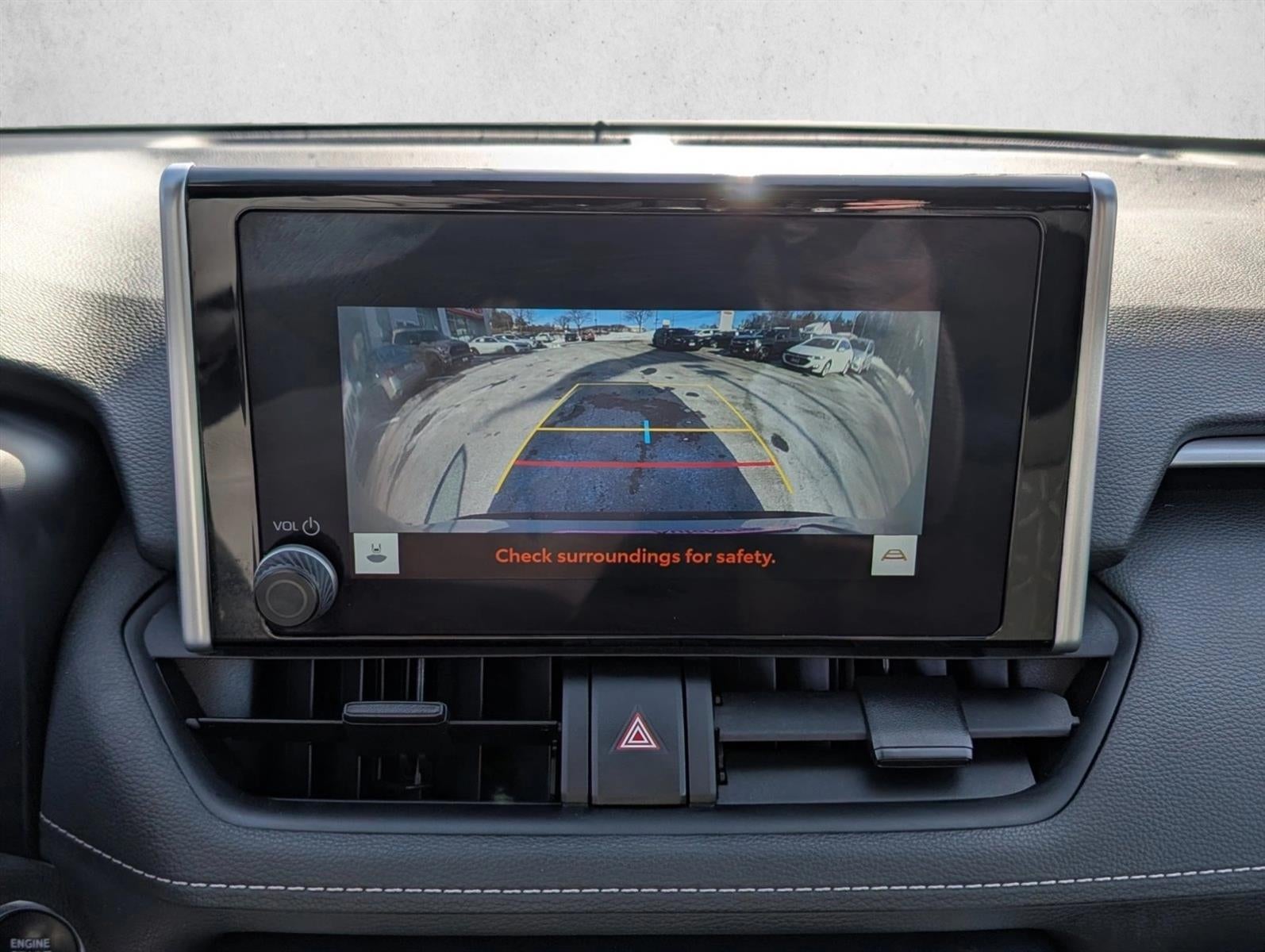 2024 Toyota RAV4 XLE FWD (GS)