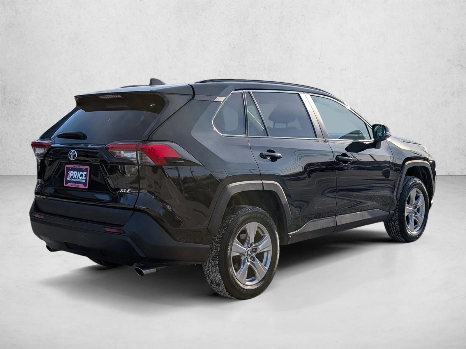 2023 Toyota RAV4 XLE FWD (GS)