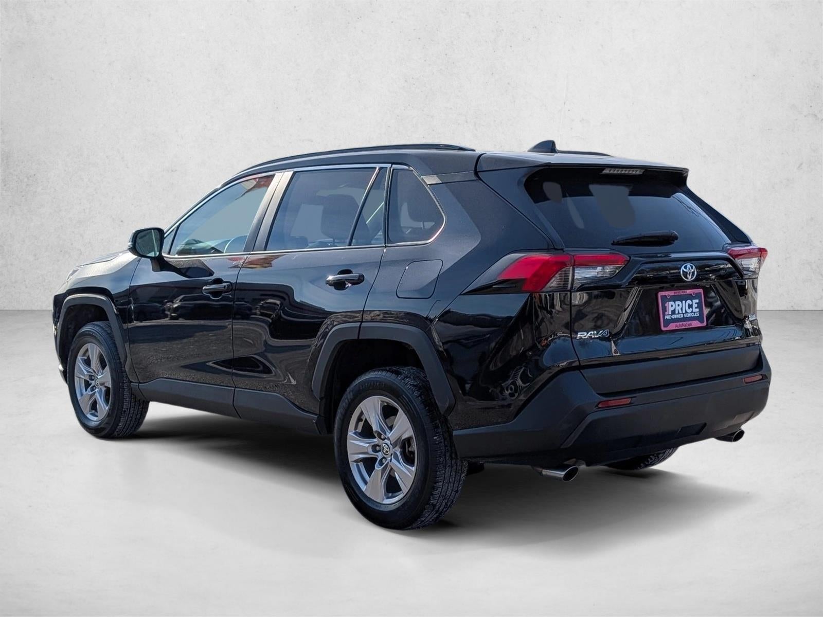 2023 Toyota RAV4 XLE FWD (GS)