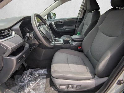 2023 Toyota RAV4 XLE FWD (GS)