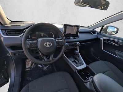 2024 Toyota RAV4 XLE FWD (GS)
