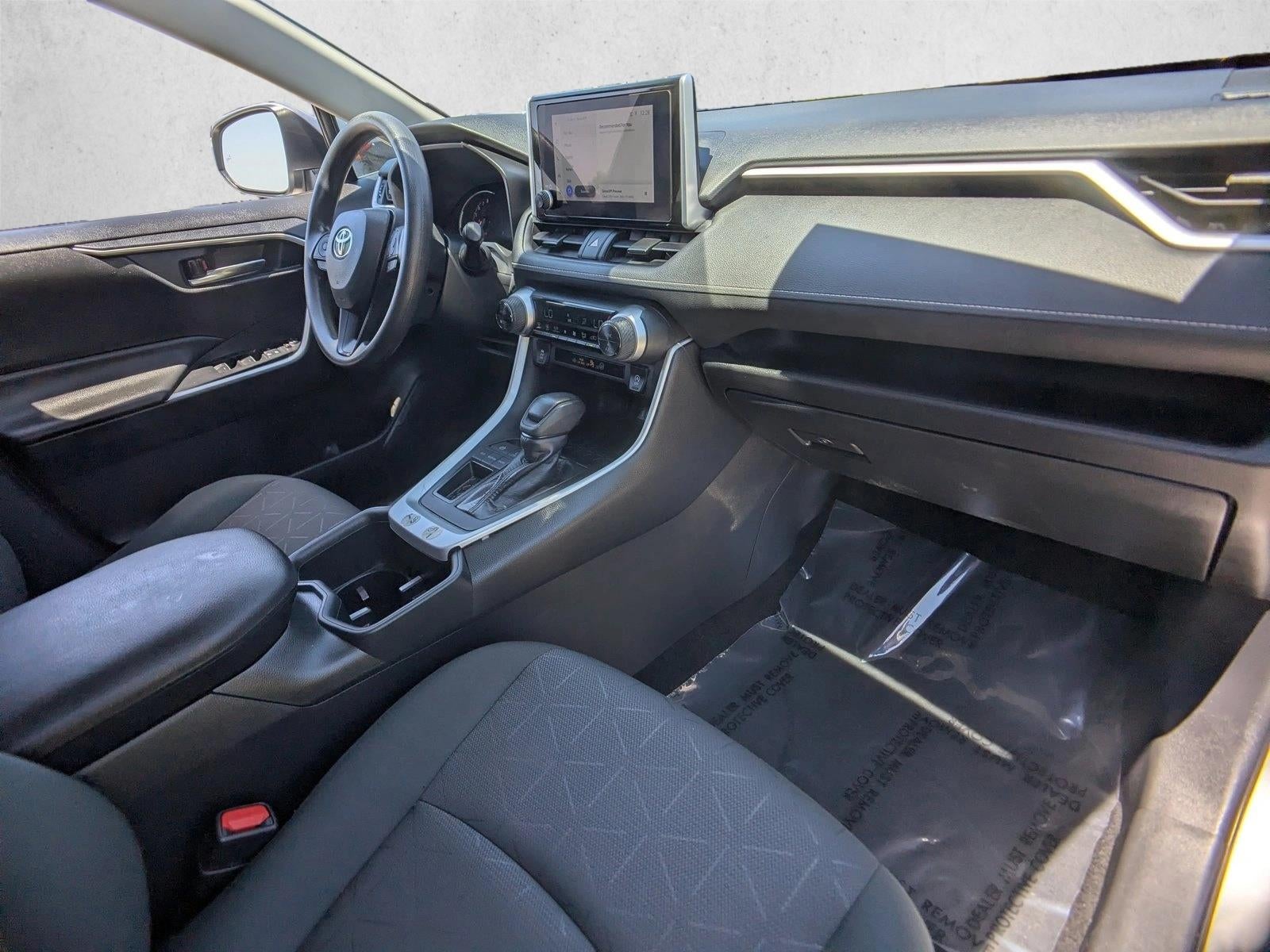 2024 Toyota RAV4 XLE FWD (GS)