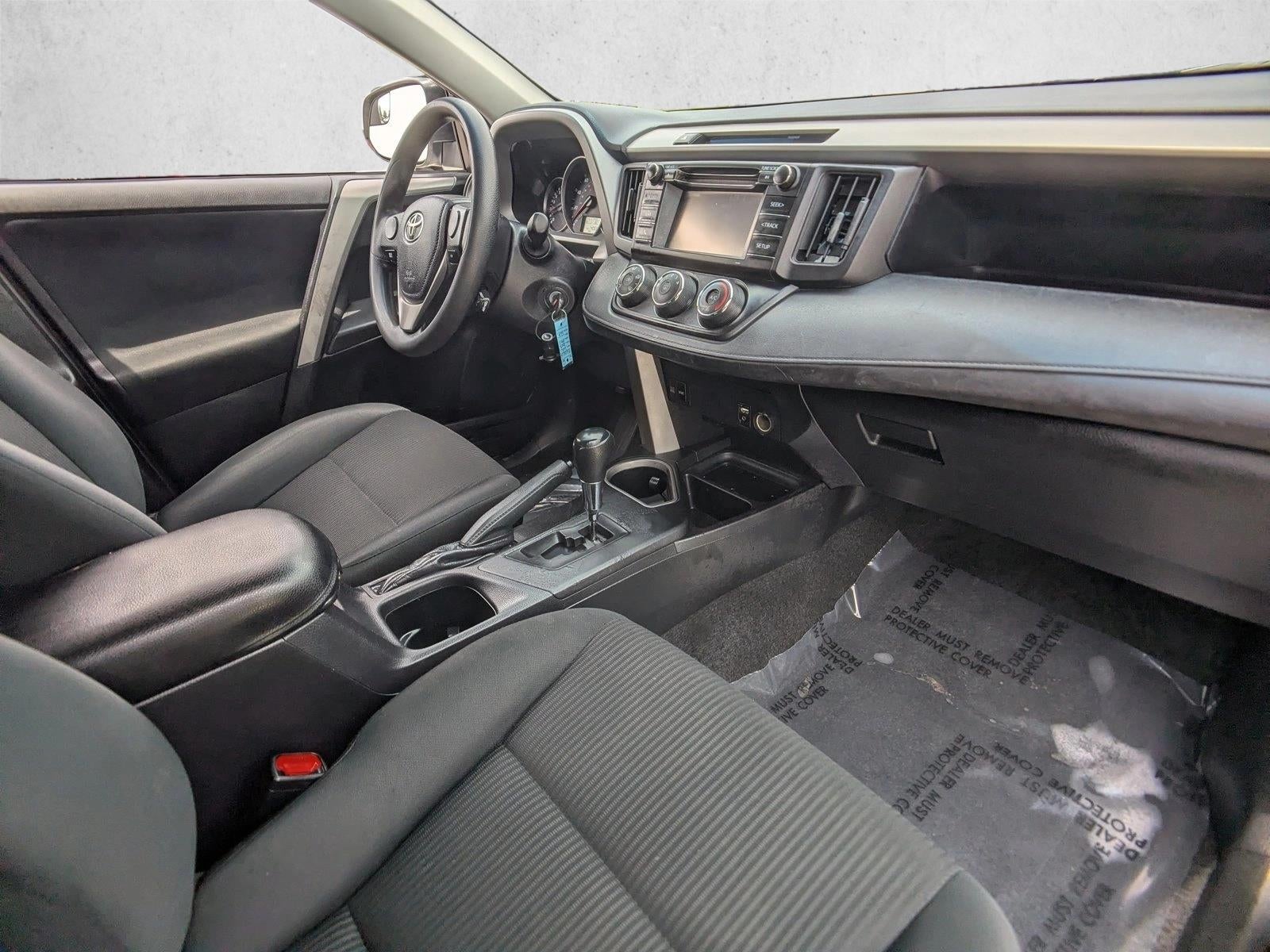 2016 Toyota RAV4 FWD 4dr LE (GS)