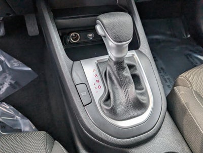 2023 Kia Forte LXS IVT