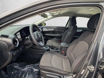 2023 Kia Forte LXS IVT