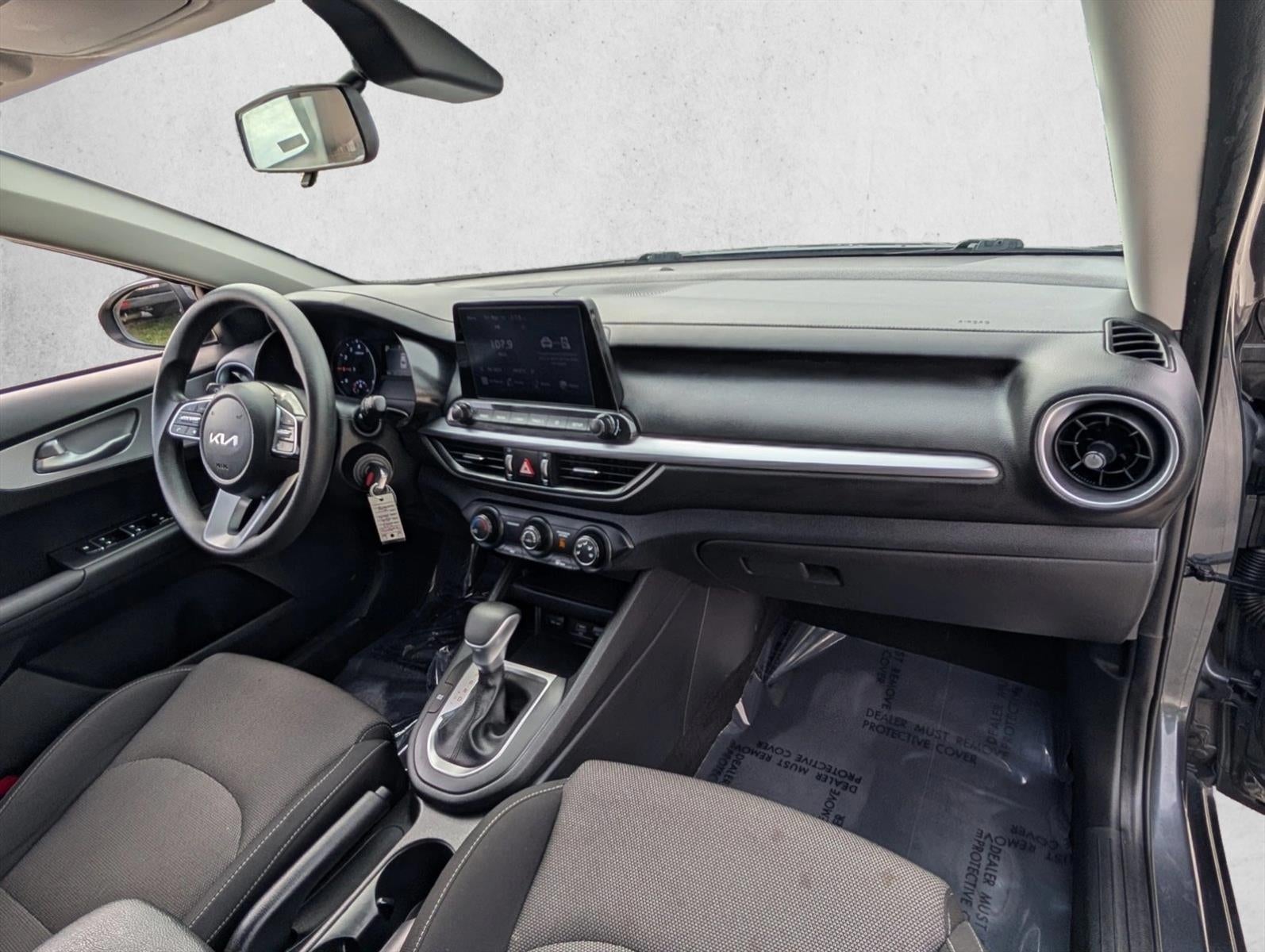 2023 Kia Forte LXS IVT