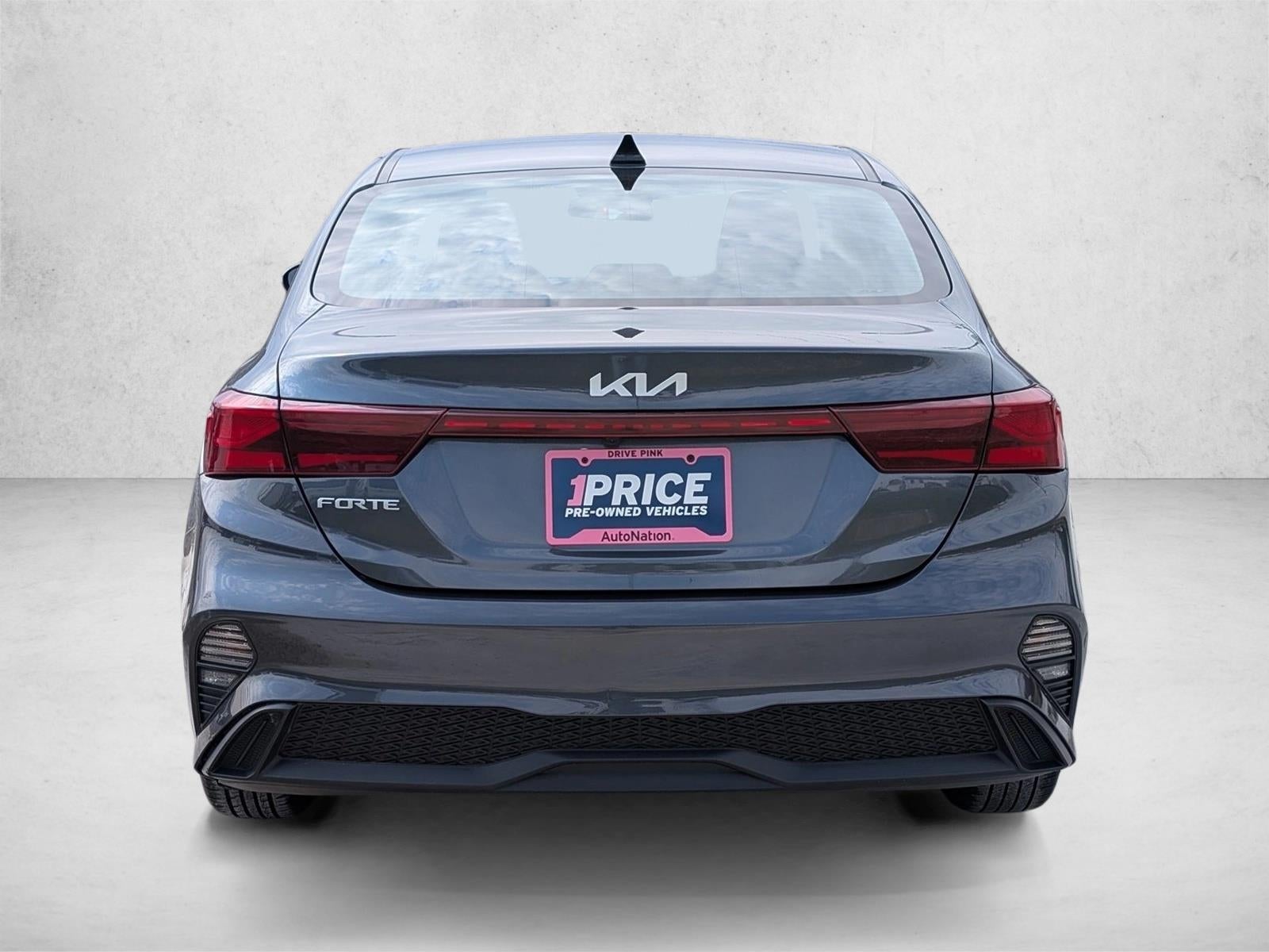 2023 Kia Forte LXS IVT