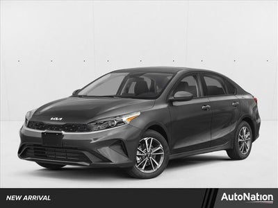 2023 Kia Forte LXS IVT