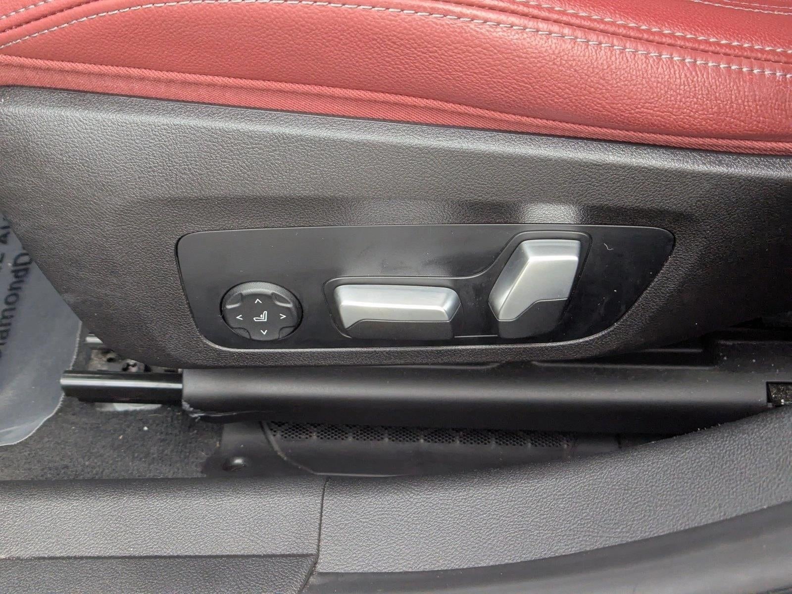 2023 BMW 330e xDrive Plug-In Hybrid