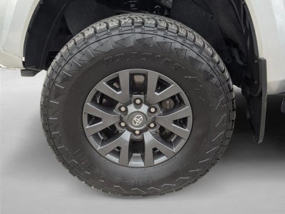 2022 Toyota Tacoma 4WD 4WD SR5 Double Cab 5' Bed V6 AT (GS)
