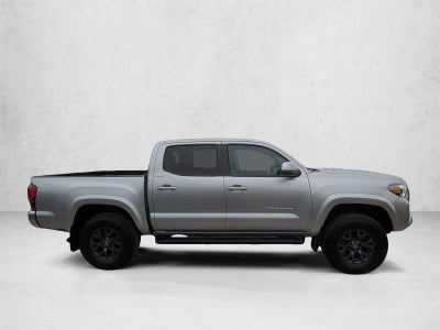 2022 Toyota Tacoma 4WD 4WD SR5 Double Cab 5' Bed V6 AT (GS)