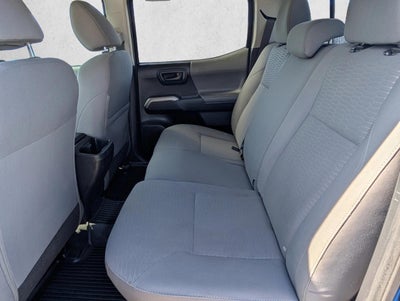 2017 Toyota Tacoma SR5 Double Cab 5' Bed V6 4x4 AT (Natl)