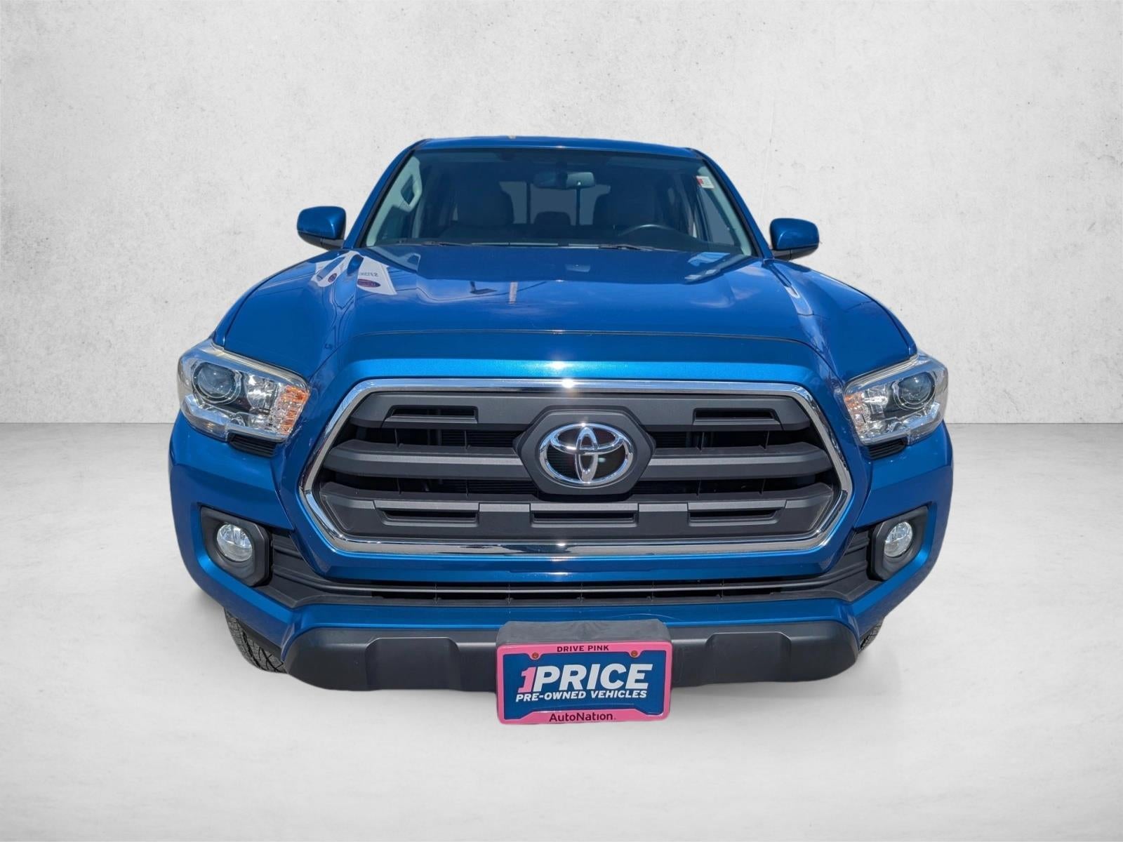 2017 Toyota Tacoma SR5 Double Cab 5' Bed V6 4x4 AT (Natl)