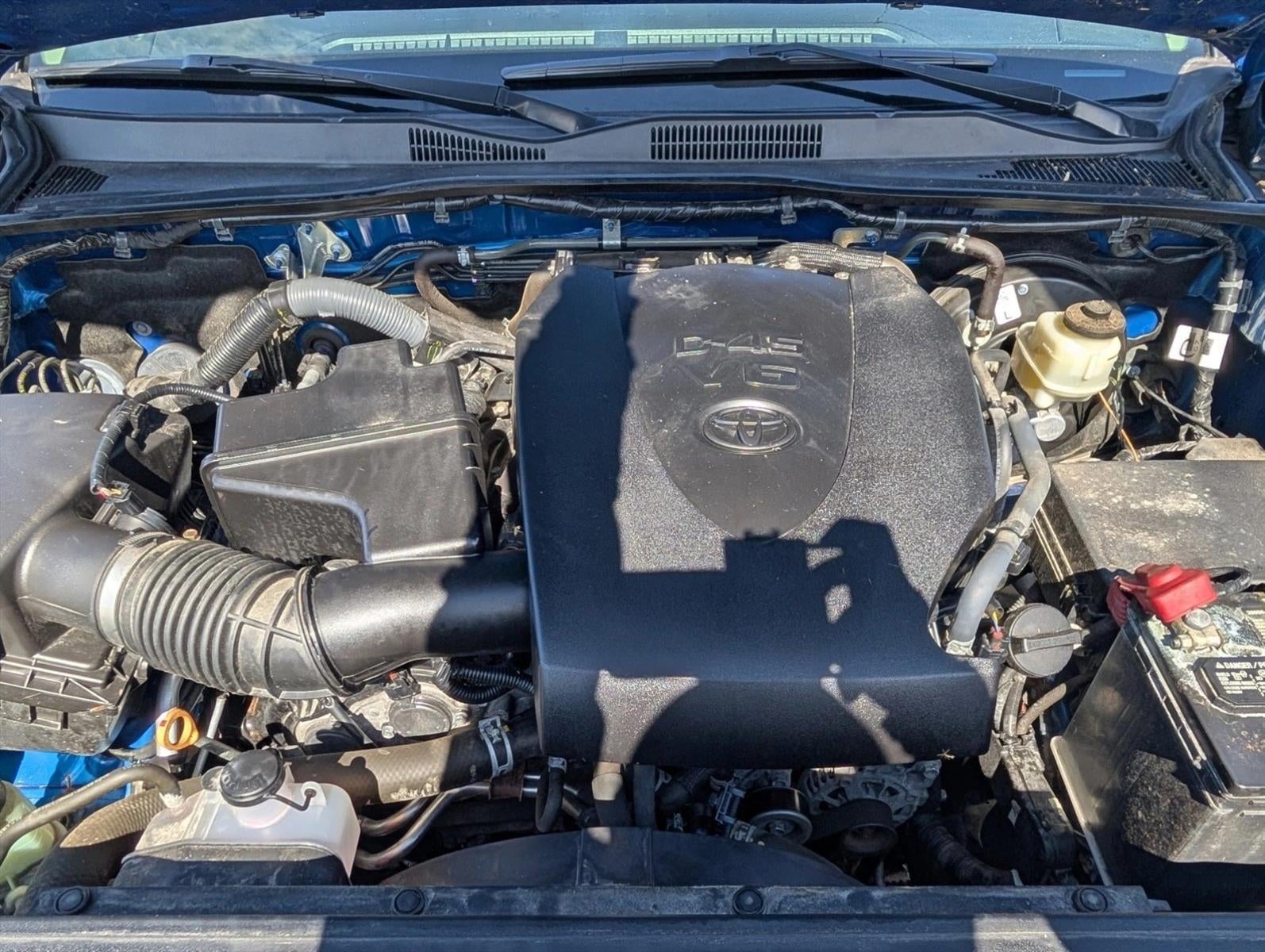 2017 Toyota Tacoma SR5 Double Cab 5' Bed V6 4x4 AT (Natl)