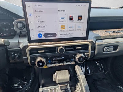 2025 Toyota Tacoma 4WD 4WD Limited Double Cab 5' Bed AT (Natl)