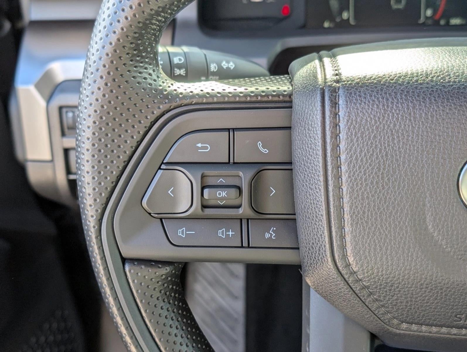 2025 Toyota Tacoma 4WD 4WD SR5 Double Cab 5' Bed AT (GS)